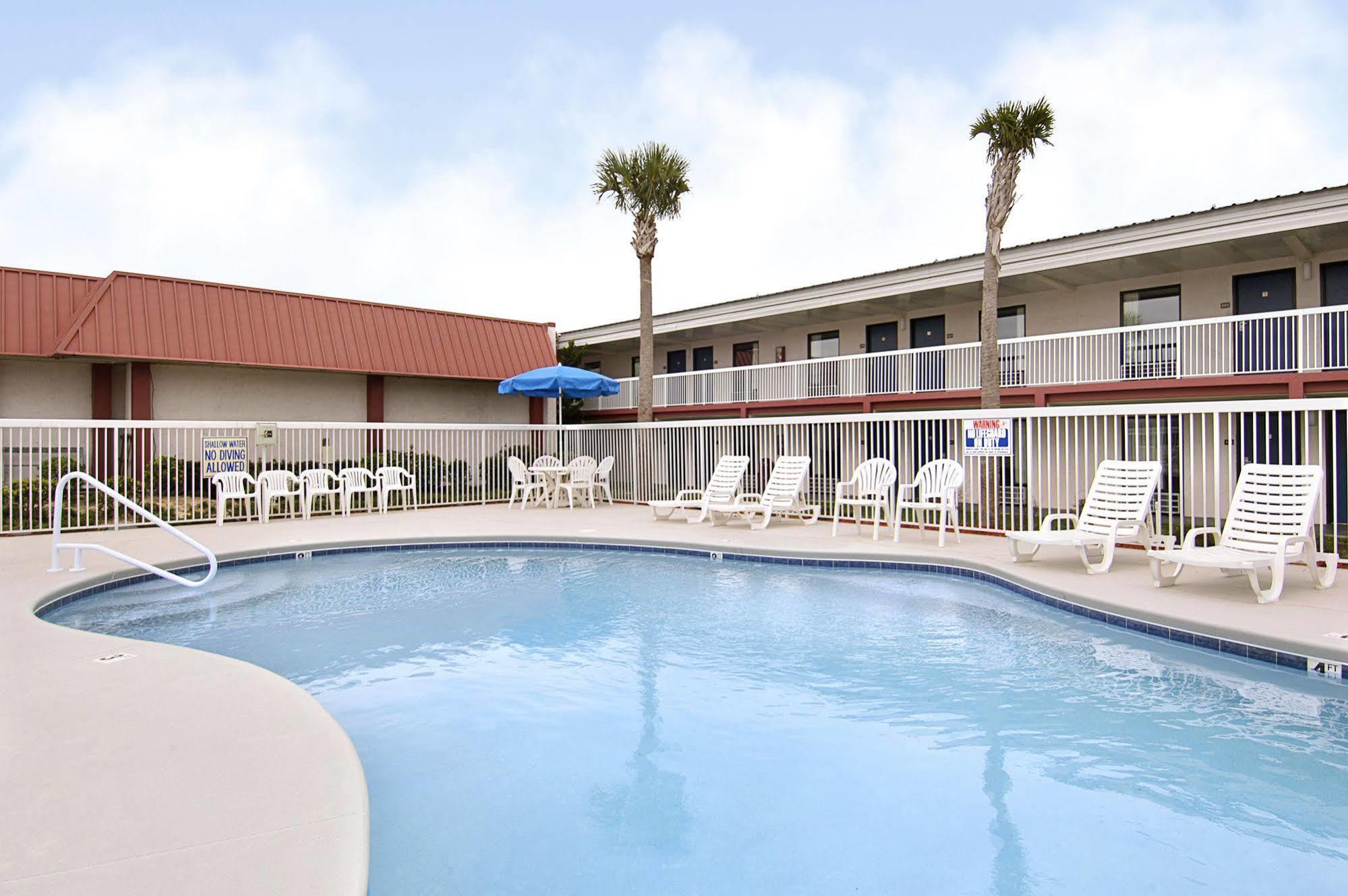 Howard Johnson By Wyndham Valdosta Facilidades foto