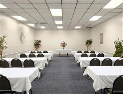 Howard Johnson By Wyndham Valdosta Facilidades foto
